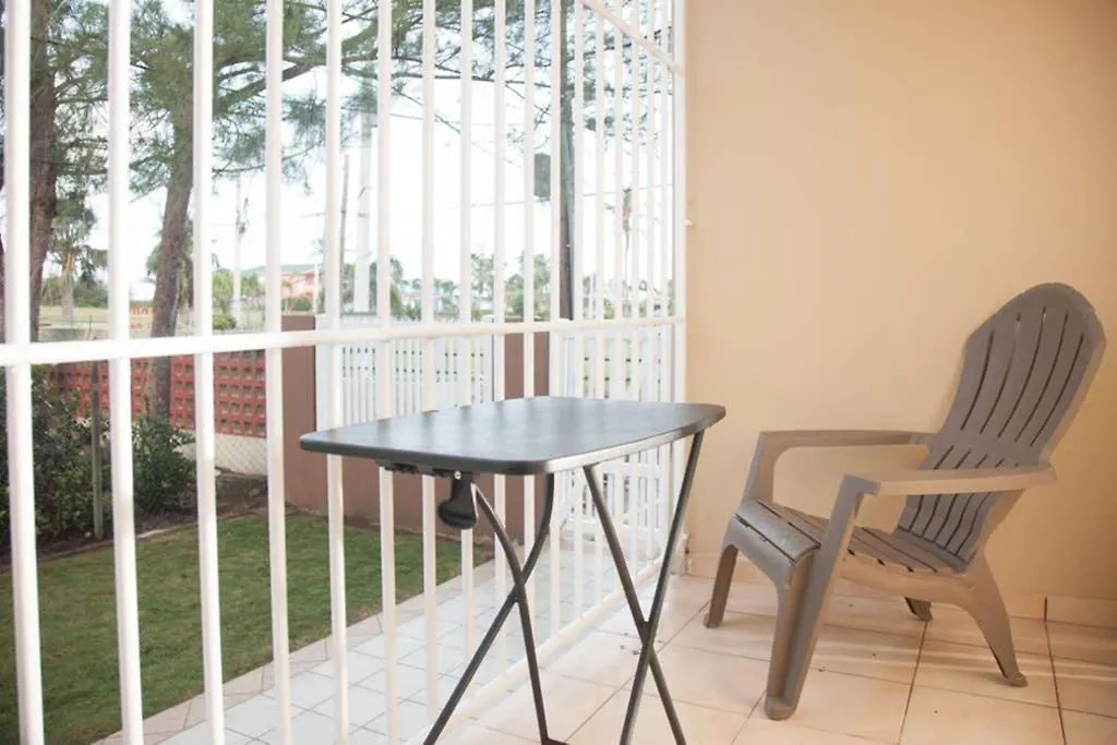Montones Beach Apartment Isabela